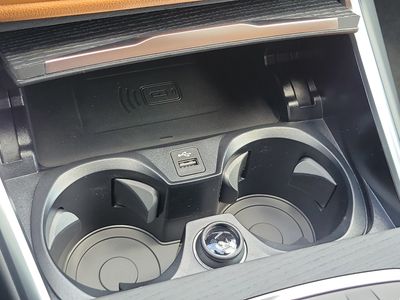 2026 BMW i4 - Photo 33