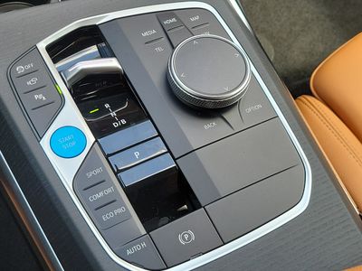 2026 BMW i4 - Photo 34