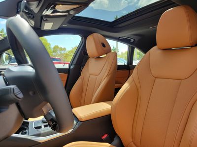 2026 BMW i4 - Photo 23