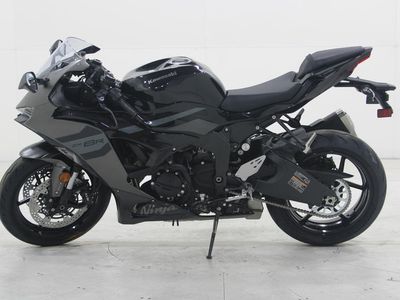 2026 Kawasaki Ninja ZX-6R - Photo 4