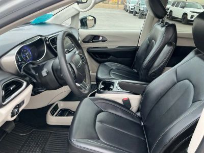 2024 Chrysler Pacifica - Photo 9