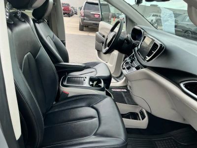 2024 Chrysler Pacifica - Photo 20