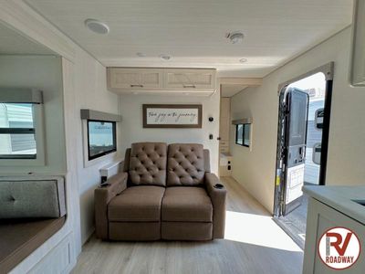 2026 Surveyor Legend 252RBLE - Photo 12