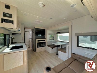 2026 Surveyor Legend 252RBLE - Photo 10