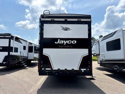 2026 Jayco Seismic - Photo 31