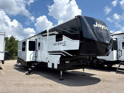 2026 Jayco Seismic - Photo 1