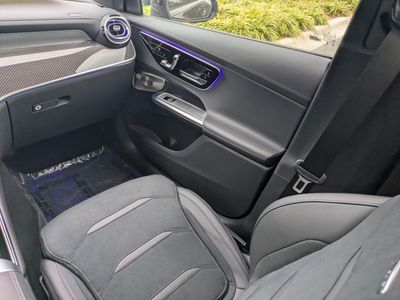 2025 Mercedes-Benz GLC - Photo 22