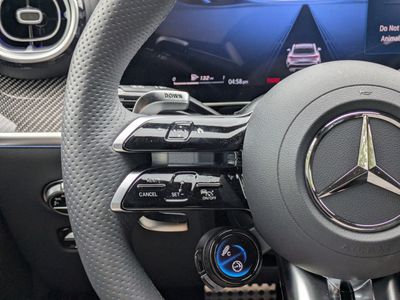 2025 Mercedes-Benz GLC - Photo 19