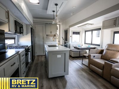 2026 Brinkley Model Z - Photo 12