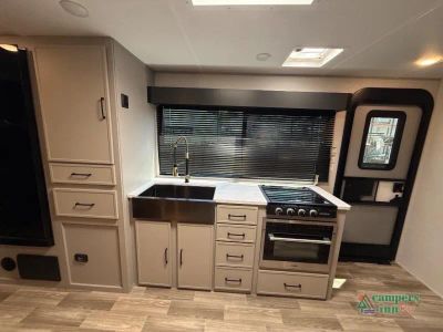 2025 Forest River RV Vibe — photo 11 view