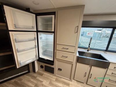 2025 Forest River RV Vibe — photo 9 view