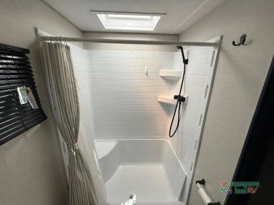 2025 Forest River RV Vibe — photo 33 view