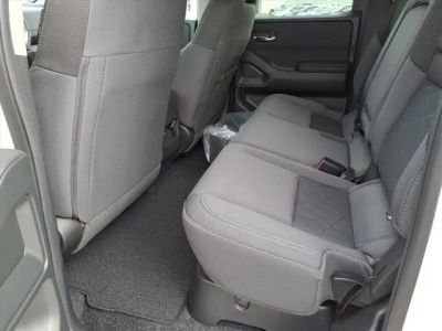2026 Nissan Frontier — detail view