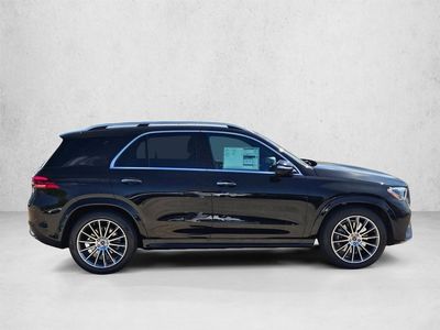 2026 Mercedes-Benz GLE 450 - Photo 2