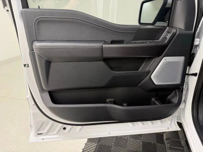 2026 Ford F-150 Lariat Truck V8 - Photo 13