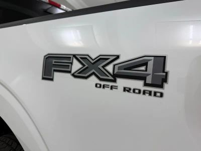 2026 Ford F-150 Lariat Truck V8 - Photo 10