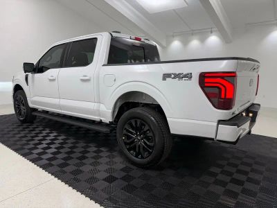 2026 Ford F-150 Lariat Truck V8 - Photo 5