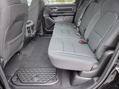 2026 Ram 1500 — photo 8 view