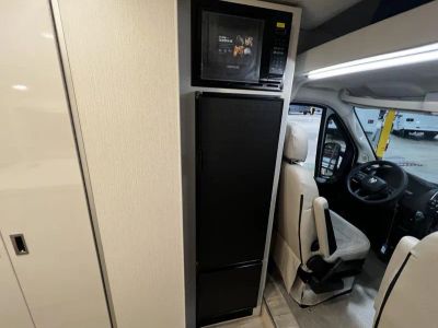 2026 Thor Motor Coach TELLARO - Photo 8