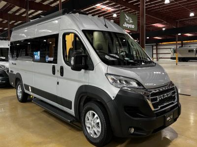 2026 Thor Motor Coach TELLARO - Photo 1