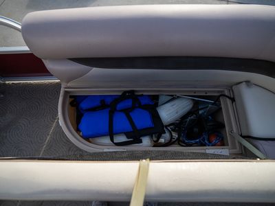 2014 Sun Tracker 20DLX Signature Series - Photo 16