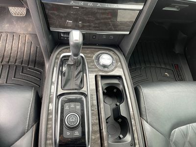 2021 Nissan Armada — photo 12 view
