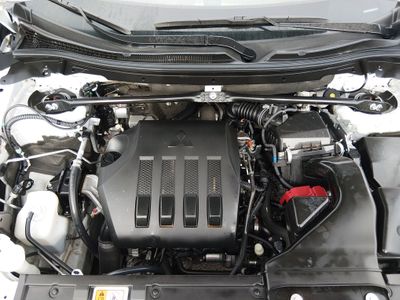 2024 Mitsubishi Eclipse Cross - Photo 9