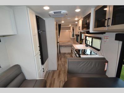2026 Jayco Jay Flight SLX - Photo 7