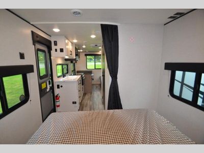 2026 Jayco Jay Flight SLX - Photo 5
