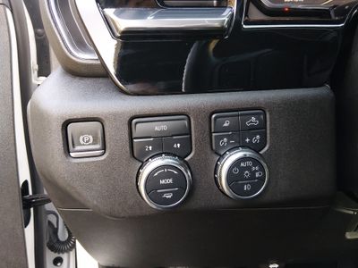 2025 GMC Sierra 1500 - Photo 13