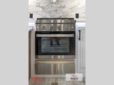 2024 Montana 3941FO — photo 13 view