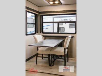 2024 Montana 3941FO — photo 18 view