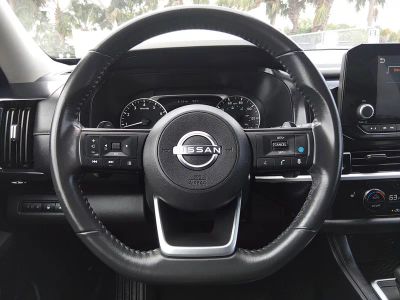 2025 Nissan Pathfinder — photo 12 view