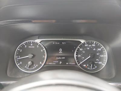 2025 Nissan Pathfinder — photo 14 view