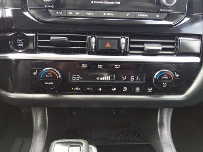 2025 Nissan Pathfinder — photo 18 view