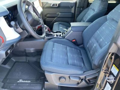 2026 Ford Bronco — photo 12 view