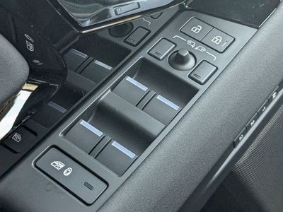 2026 Land Rover Range Rover Evoque - Photo 25