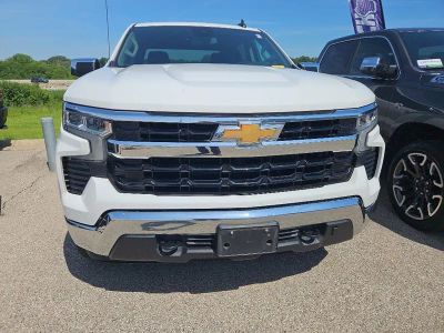 2022 Chevrolet Silverado — side profile view