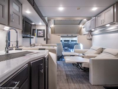 2026 Thor Motor Coach Inception - Photo 10
