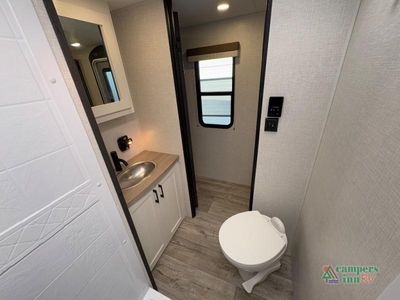 2026 Venture RV Sienna - Photo 31