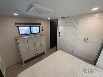 2026 Venture RV Sienna - Photo 33