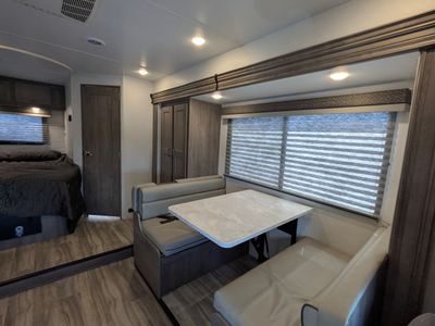 2025 Gulf Stream Conquest Class C - Photo 2