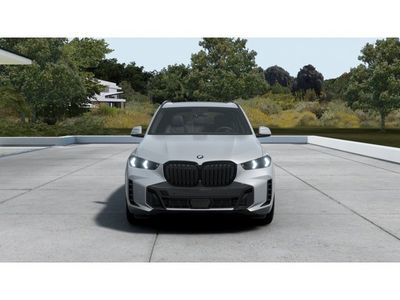 2026 BMW X5 xDrive40i — rear three-quarter view