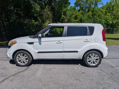2012 Kia Soul — side profile view