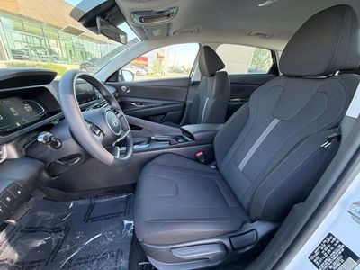 2026 Hyundai Elantra — photo 16 view