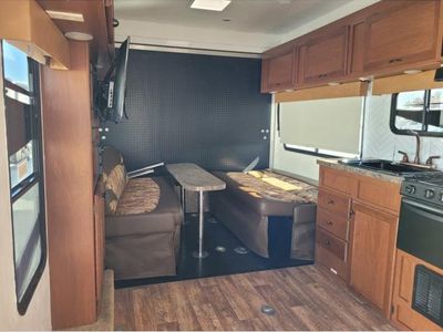2012 Pacific Coachworks Powerlite - Photo 12