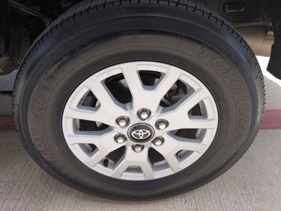 2024 Toyota Tacoma 2WD - Photo 10