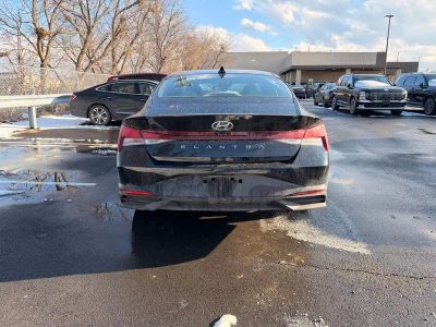 2023 Hyundai Elantra SEL - Photo 5
