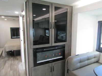 2026 Entegra VISION XL - Photo 16