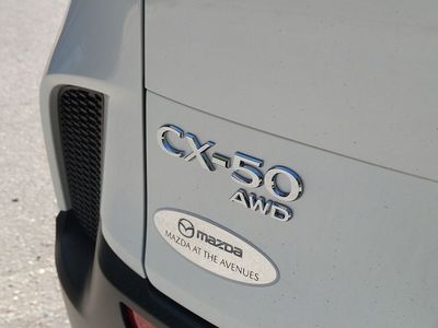 2026 Mazda CX-50 Hybrid - Photo 9